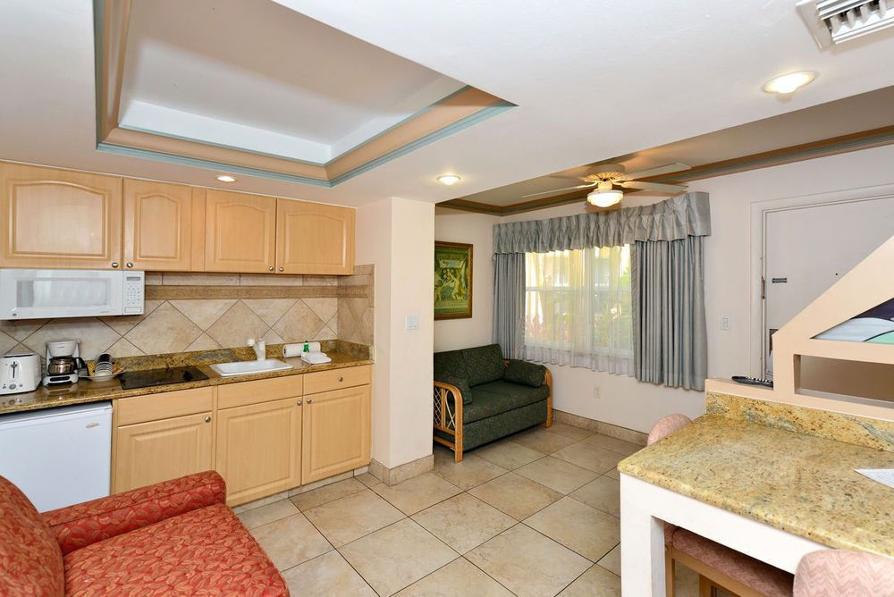 Siesta Key Beach Resort And Suites Sarasota Room photo